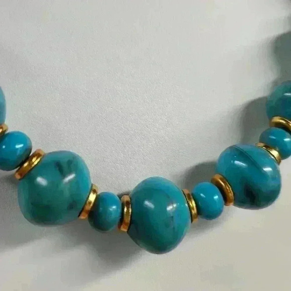 Vintage Turquoise? faux Turquoise with gold beads necklace - Picture 14 of 16